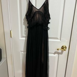 Very cute black dress